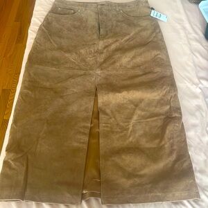 NWT… Genuine Suede Skirt in a Pecan color